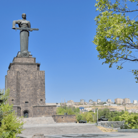 Half Day Yerevan City Tour in Yerevan: Gallery Photo z9mx7n