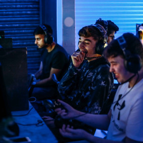 Photo from Dubai EStars in دبي: Gallery Photo nkjqwz