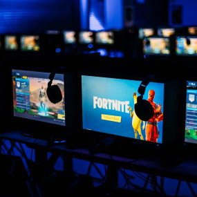 Photo from Dubai EStars in Dubai: Gallery Photo zg8gyn