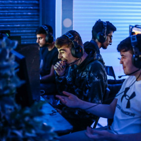 Photo from Dubai EStars in Dubai: Gallery Photo zokgy3