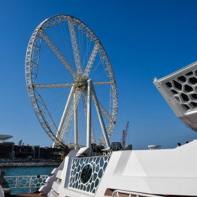 Photo from Mega Yacht Sunset Cruise in Dubai: Gallery Photo mn1eb3