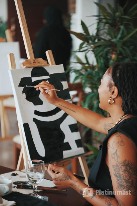 ART fem painting experience в Дубай: Галерея фото 3q686z