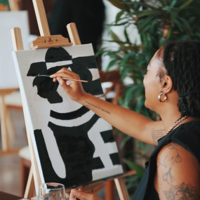 ART fem painting experience в Дубай: Галерея фото 3q686z