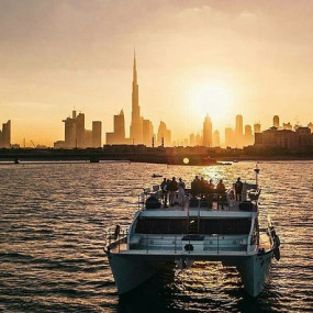zo0kez استديو الصور :دبي في Leo's On Deck Catamaran Yacht Cruise