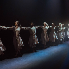 Photo from فرقة سيما للرقص تقدم "أنصاف" in دبي: Gallery Photo z7obd3