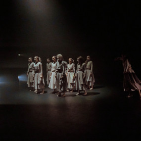 Photo from فرقة سيما للرقص تقدم "أنصاف" in دبي: Gallery Photo 3epb9n