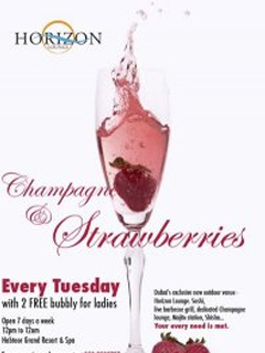 Champagne & Strawberries @ Horizon Lounge