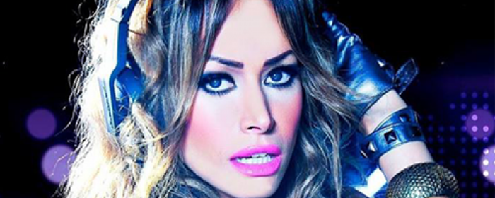 'Retro Beats Nina Kay DJ