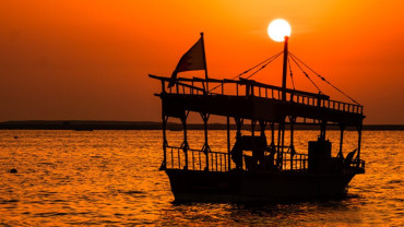 Bandar Rowdha Marina Sunset Tour