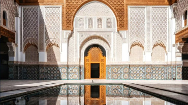 Marrakech: Madrasa Ben Youssef and Secret Garden Guided Tour