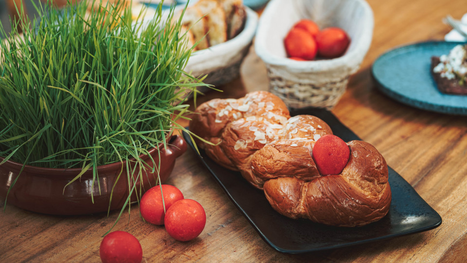 Celebrate Greek Easter at Anása! Celebrate Greek Easter at Anása!