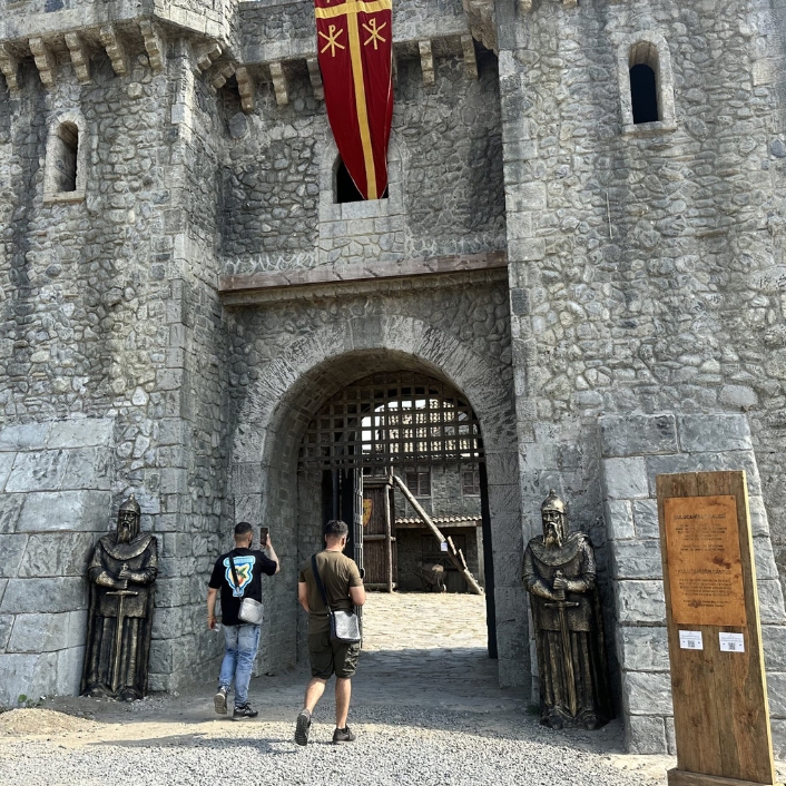 Sightseeing and Tours