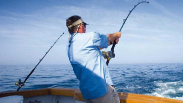 Fishing at Old Mina Port - Qool Qatar