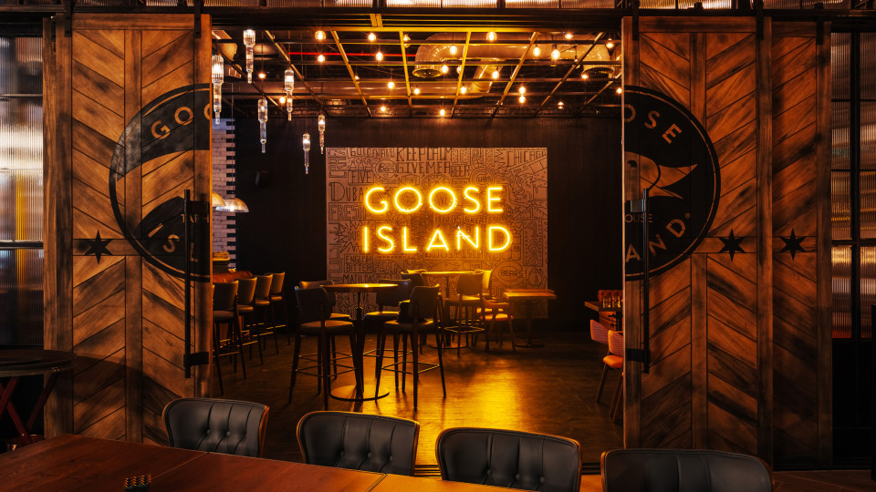 FIVE Jumeirah Village – Goose Island | CHEERS TO WHAT’S NEXT, HAPPY HOUR FIVE Jumeirah Village – Goose Island | CHEERS TO WHAT’S NEXT, HAPPY HOUR