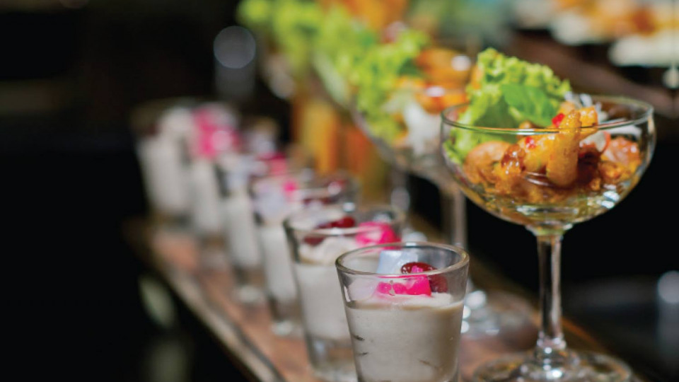 Friday Brunch at AED 99 | Biggles Friday Brunch at AED 99 | Biggles