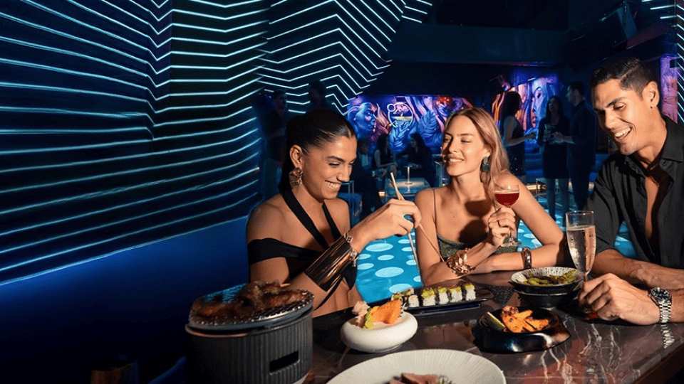 Friday Skyline Brunch at The Penthouse by FIVE