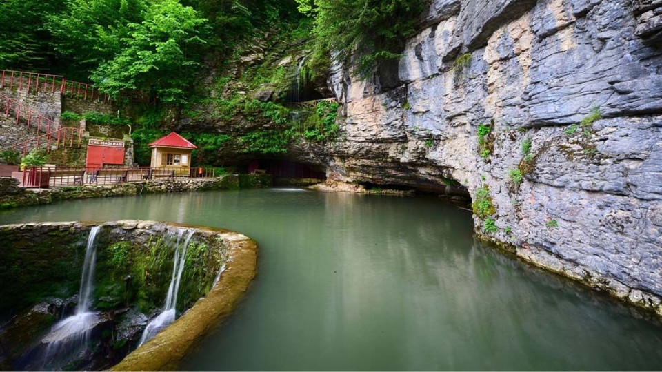 Full Day Hidirnebi Cal Cave Tour From Trabzon Full Day Hidirnebi Cal Cave Tour From Trabzon
