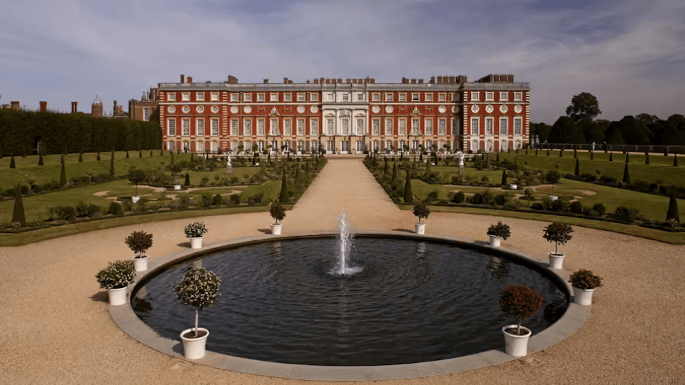 Hampton Court Palace, Gardens & Maze: Entry Ticket Hampton Court Palace, Gardens & Maze: Entry Ticket