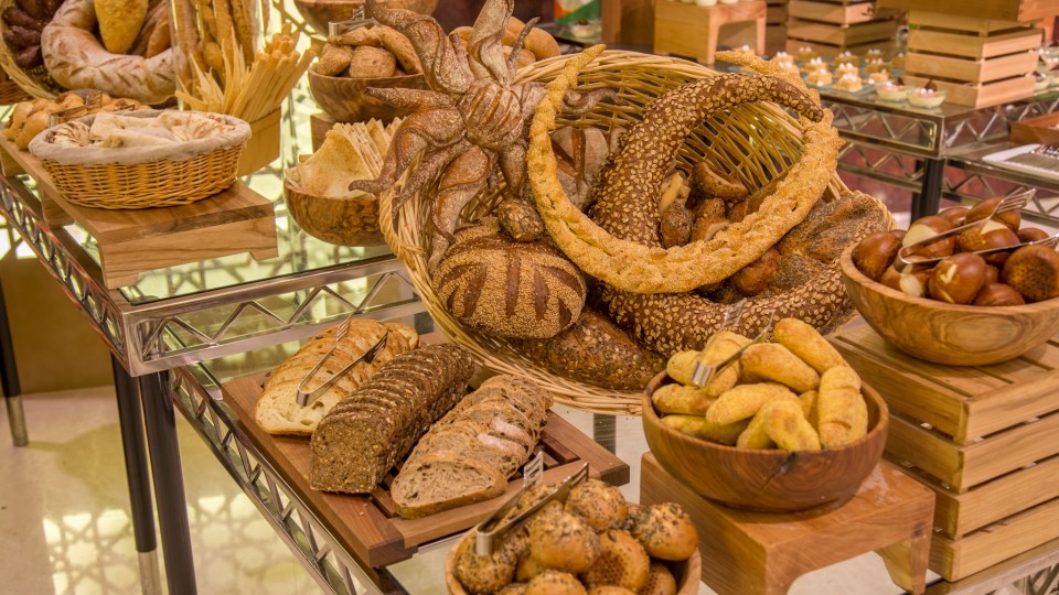 Iftar at Al Iwan Iftar at Al Iwan