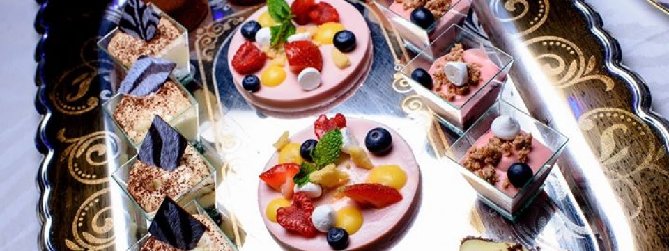 Just Sunday | Midnight Brunch Dinner Show w/ Michka & DJ JACK