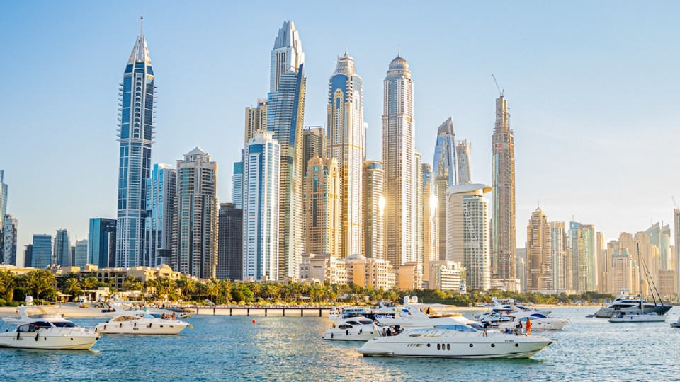 Luxury Shared Yachts Tours With BBQ and Drinks