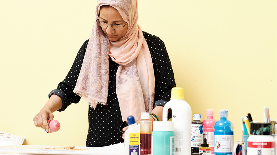 Painting workshop with Najat Makki