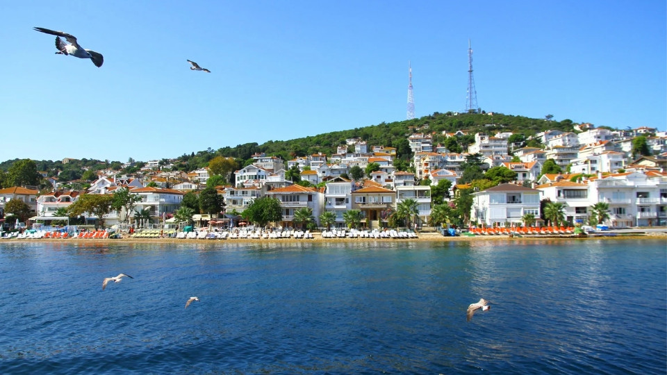 Princes' Islands Tour (2 Islands) Guide,Ticket & Lunch from Istanbul