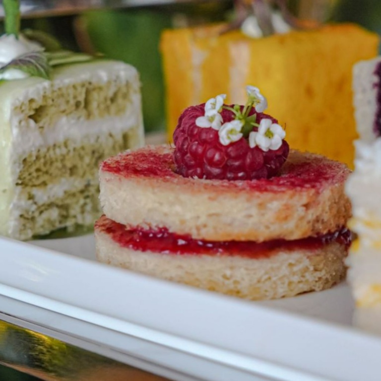 Another view of Premium Dining experience at At.mosphere Burj Khalifa at Atmosphere, Burj Khalifa