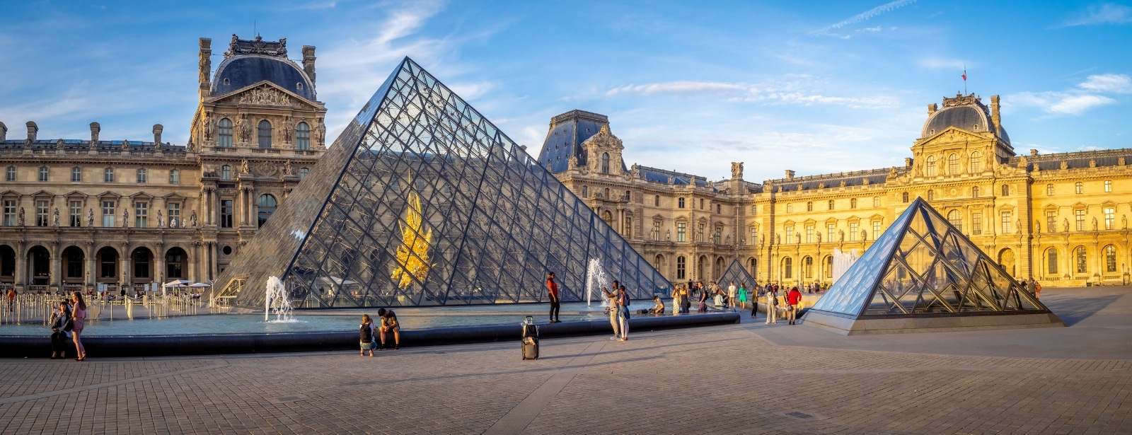 Louvre Museum - Paris Guided Tour Museums at dubaitraveltours.com Louvre Museum - Paris Guided Tour Museums at dubaitraveltours.com