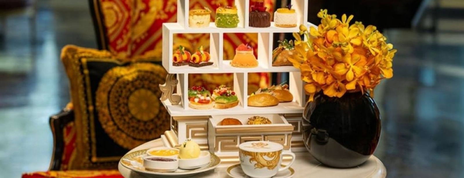 High Tea at Mosaico Brunches at dubaimegadeals.com High Tea at Mosaico Brunches at dubaimegadeals.com