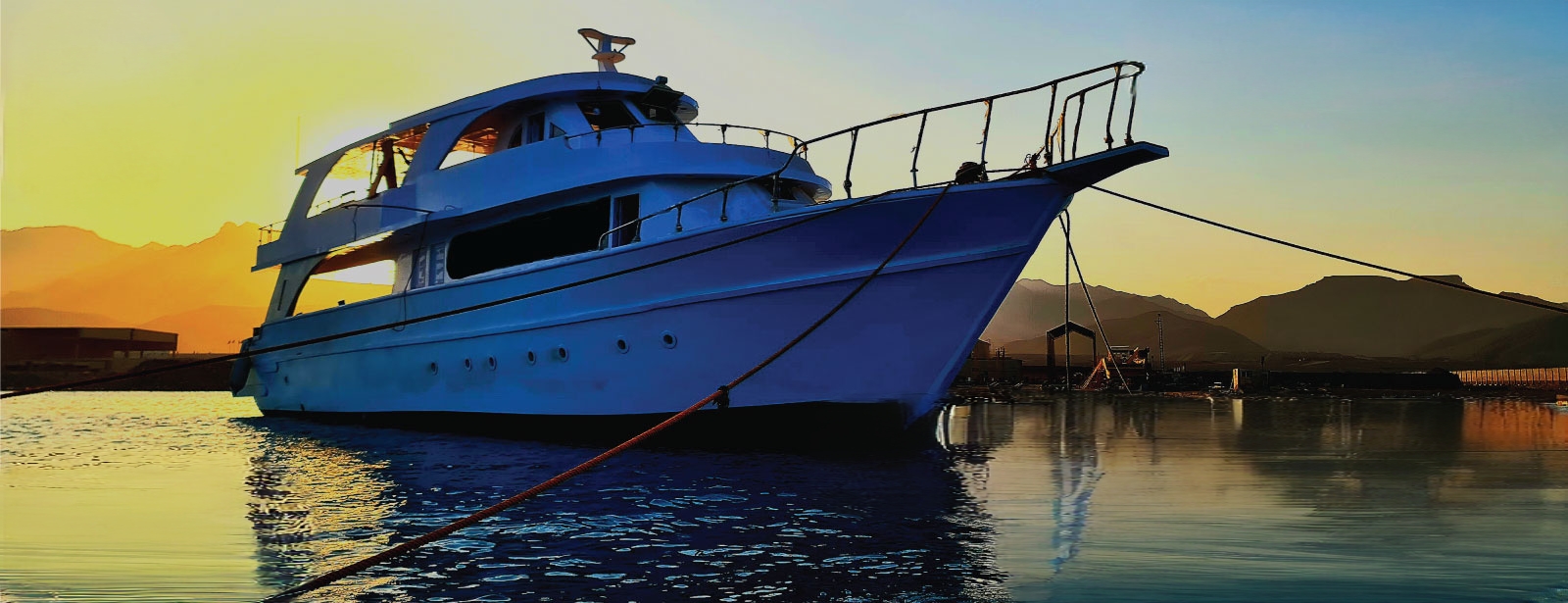 Sunset tour In Jeddah Boat Tours and Cruises at dubaitraveltours.com Sunset tour In Jeddah Boat Tours and Cruises at dubaitraveltours.com