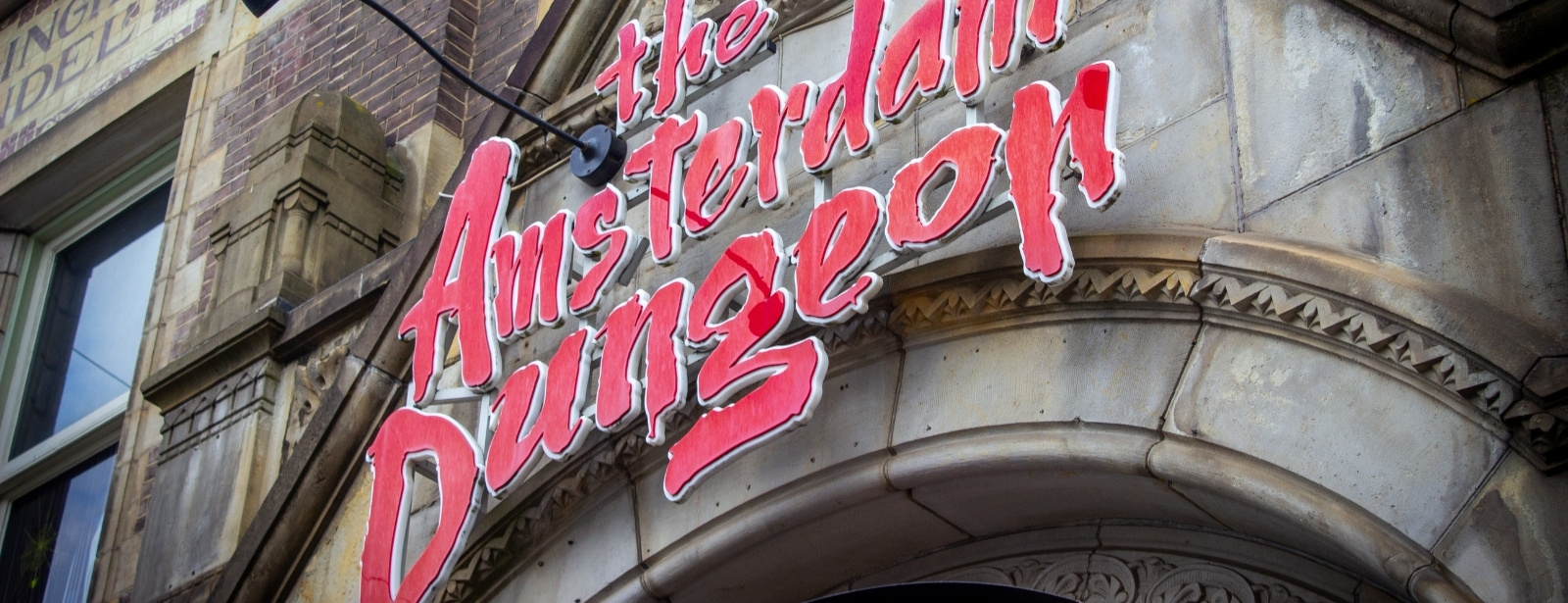 The Amsterdam Dungeon: Entry Ticket Museums at oxge.com The Amsterdam Dungeon: Entry Ticket Museums at directholidaysuae.com