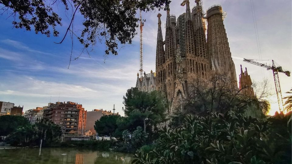 Sagrada Familia: Fast Track Ticket + Nativity Tower Access