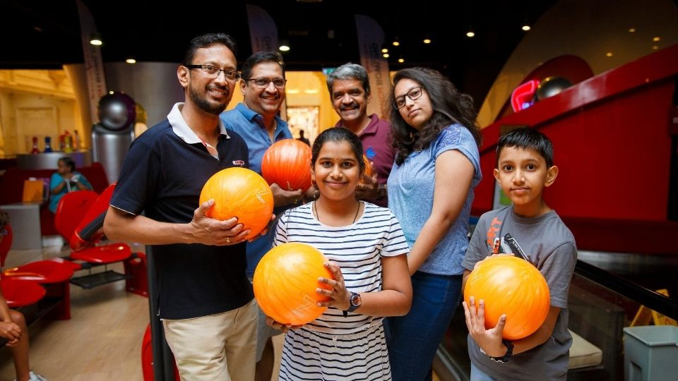 سويتش بولينغ دبي: صالة بولينغ، بلياردو، كاريوكي والمزيد!