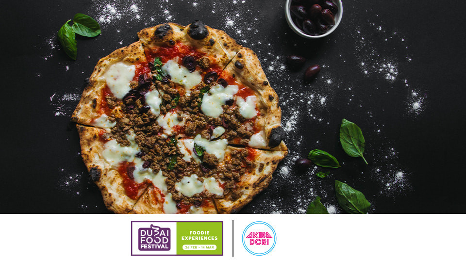 بيتزا على طريقة طوكيو في مطعم "أكيبا دوري" بيتزا على طريقة طوكيو في مطعم "أكيبا دوري"