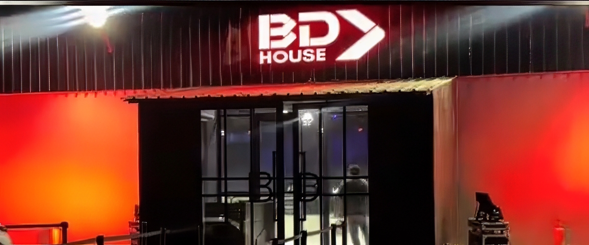 BD WAREHOUSE BD WAREHOUSE
